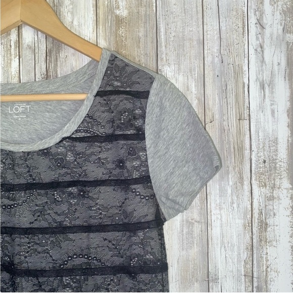 Loft Lace Overlay Tee - Picture 4 of 5